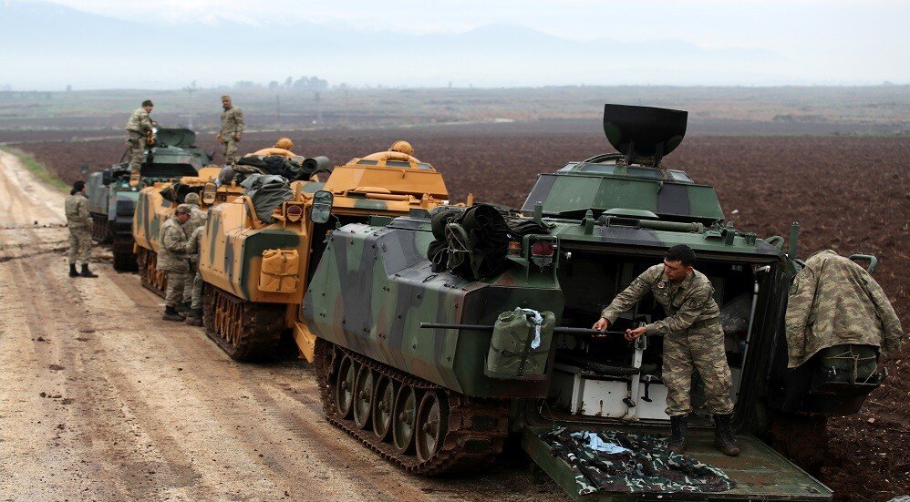 الاتحاد الأوروبي يحذر من عملية عسكرية تركية في سوريا