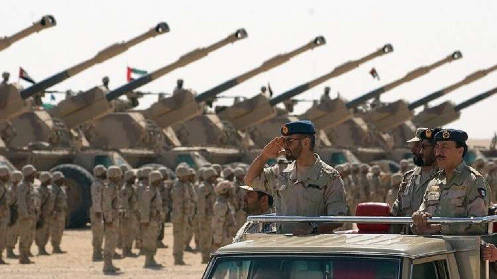 مراسلنا: انسحاب القوات الإماراتية والسودانية من أكبر قاعدة عسكرية باليمن