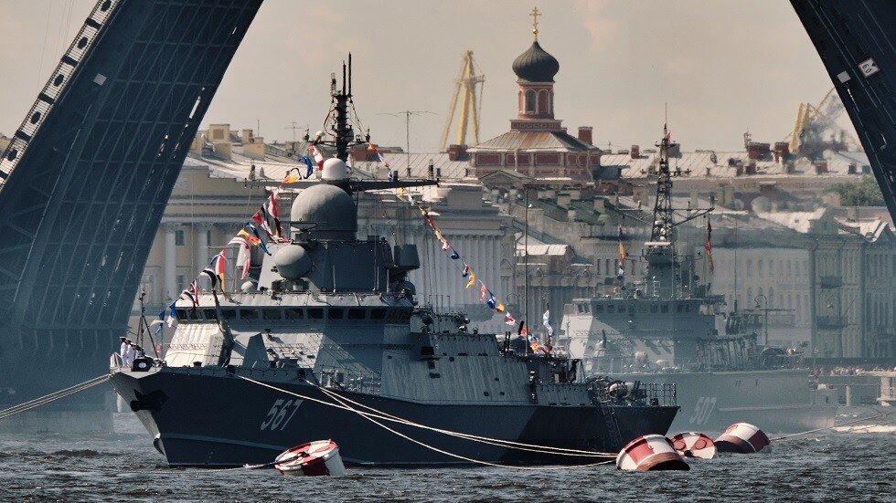 البحرية الروسية تتسلم فرقاطة جديدة حاملة صواريخ 