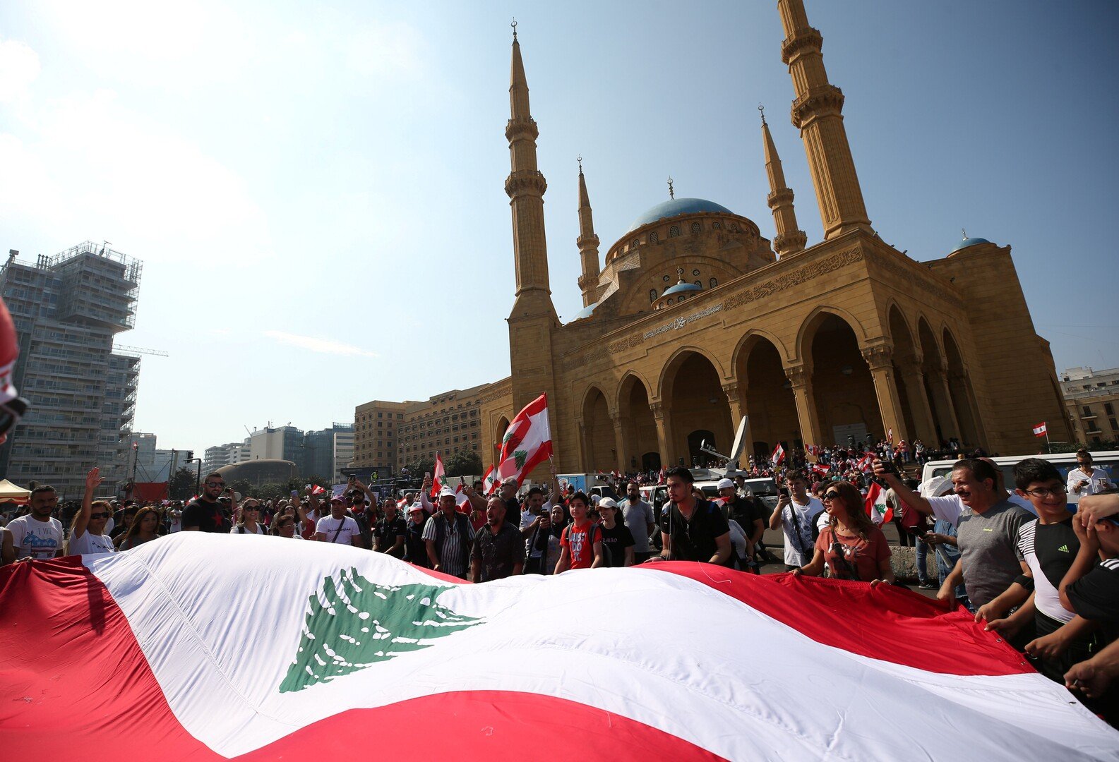 أبرز الإجراءات التي أقرتها الحكومة اللبنانية لمواجهة الأزمة الاقتصادية