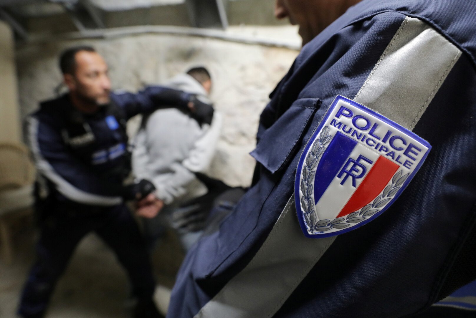 الشرطة الفرنسية تعتقل رجلا تحصن داخل متحف جنوب البلاد