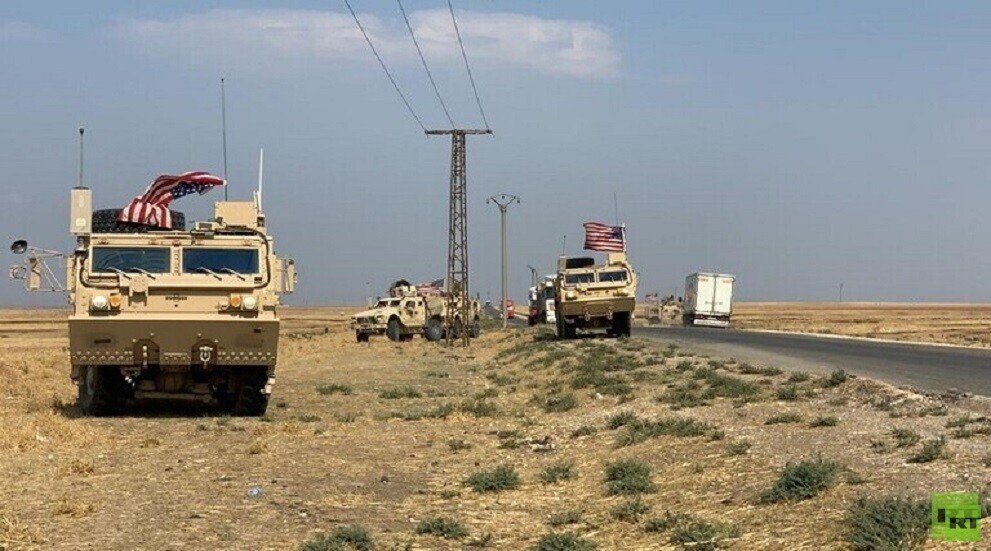 مصدر عراقي لـRT: القوات الأمريكية التي سحبت من سوريا عادت أدراجها