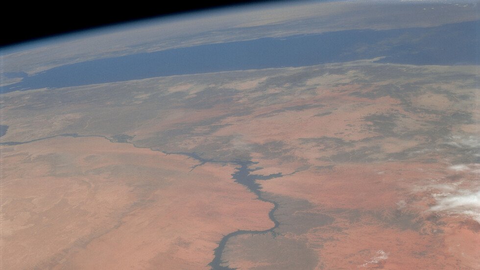 مصر تستعد لإطلاق قمر صناعي جديد