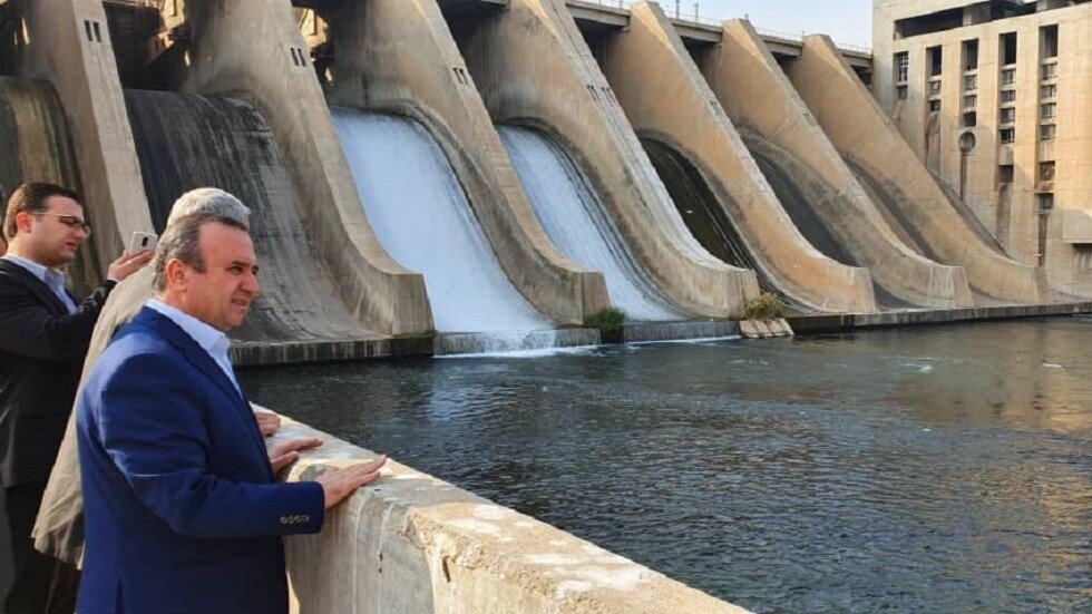 لأول مرة.. وفد حكومي سوري في سد الفرات منذ عام 2013 (صور)