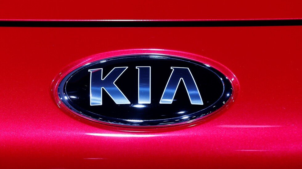 كيا تدخل عالم سيارات المستقبل بتحفة جديدة! (فيديو)