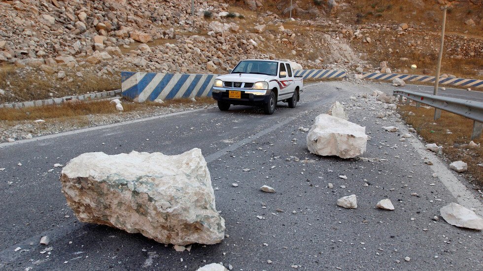 زلزال بقوة 5.4 درجة يضرب جنوب إيران