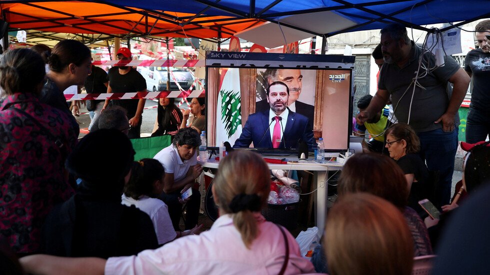 موقع لبناني: الحريري يروج لوزيرة داخليته لترؤس الحكومة الجديدة