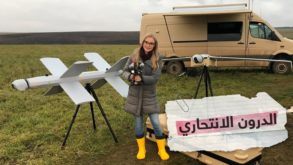 من كلاشينكوف.. درون انتحاري وسلاح مضاد له