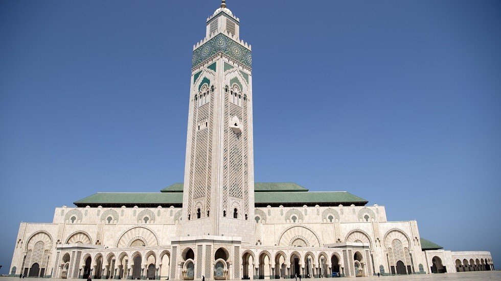 المغرب.. برلماني يطلب فتح مساجد المملكة لـ"غير المسلمين"