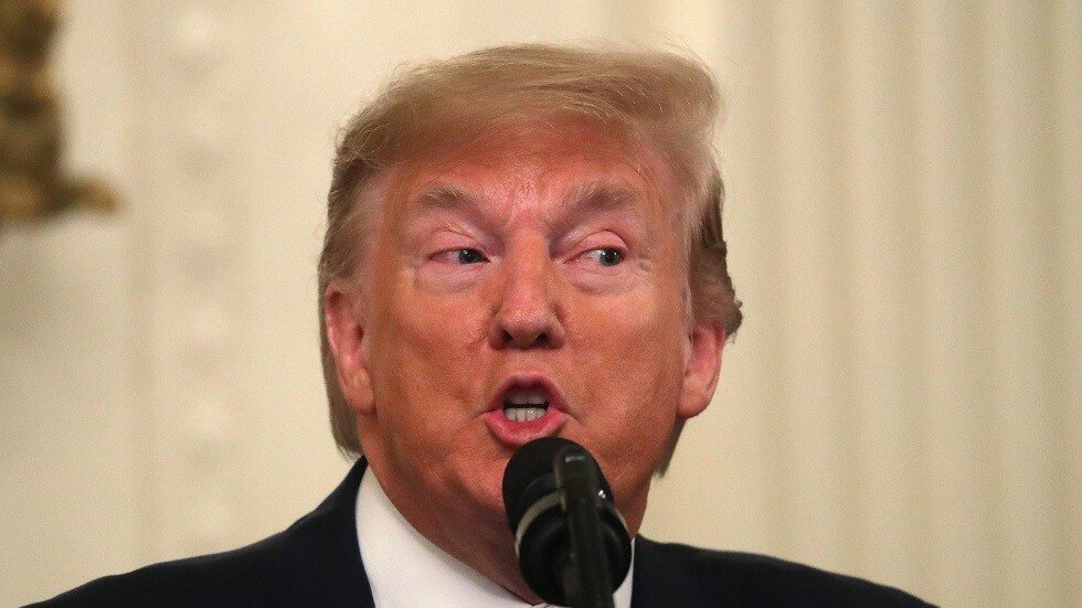 عزل ترامب: يبحثون عن برغوث