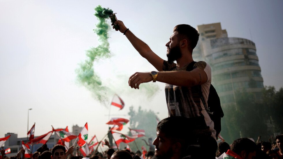 تظاهرات لبنان.. تغيير في تكتيك الاحتجاجات