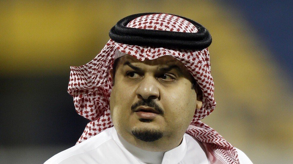 بعد تقبيله جبين أصالة.. أمير سعودي يجدد اعتذاره بأبيات شعرية