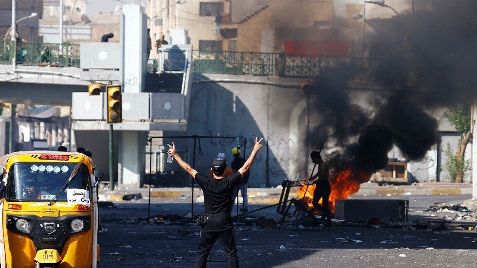 صدامات بين المتظاهرين وقوات الأمن في بغداد
