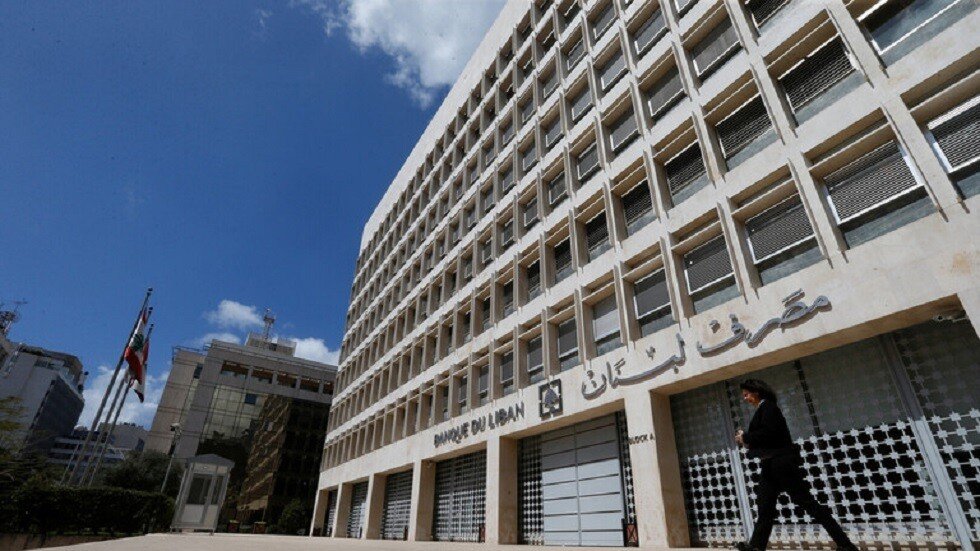 عقب اجتماع بعبدا المالي.. تكليف وزيري المالية والاقتصاد وحاكم مصرف لبنان بمتابعة الأوضاع المالية