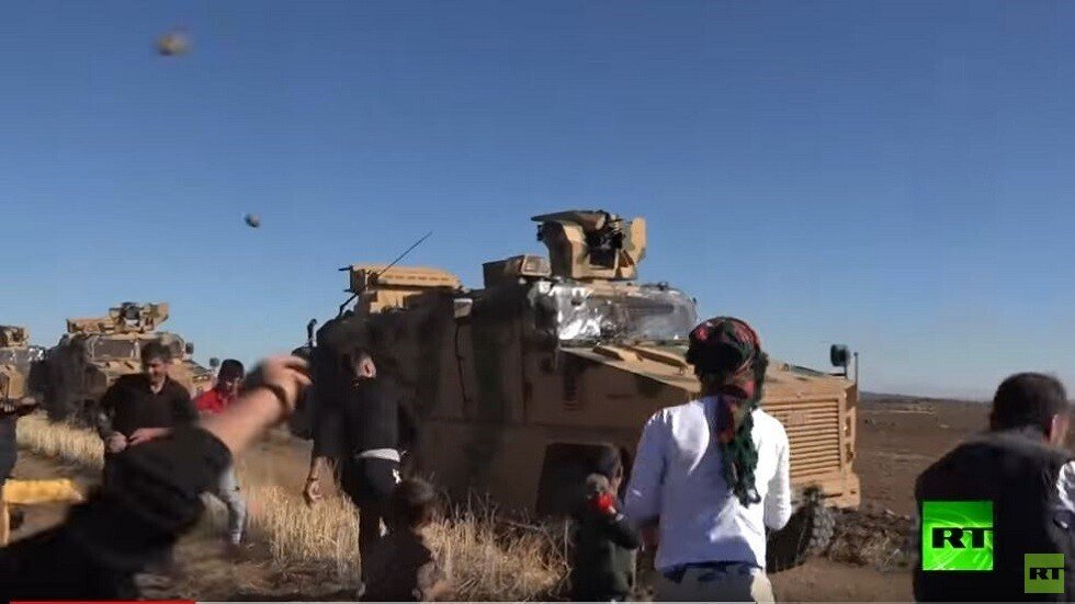 ناشطون يقدمون نصائح لتجنب الضحايا أثناء مواجهة الدوريات التركية