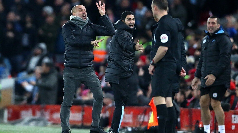 بالفيديو.. غوارديولا يخرج عن طوره ويسخر من الحكم بطريقة 