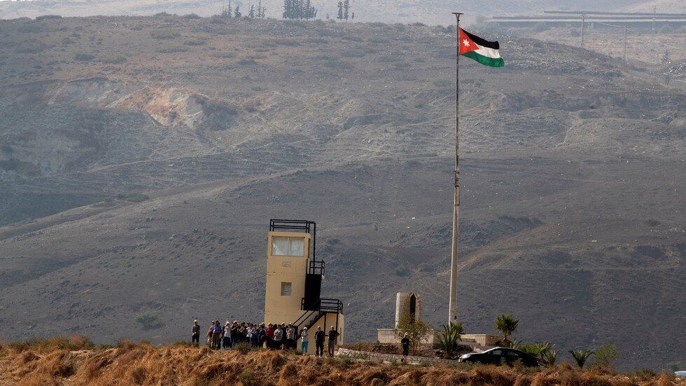 الطراونة: دخول الإسرائيليين إلى الباقورة والغمر ممنوع من دون حصولهم على الفيزا