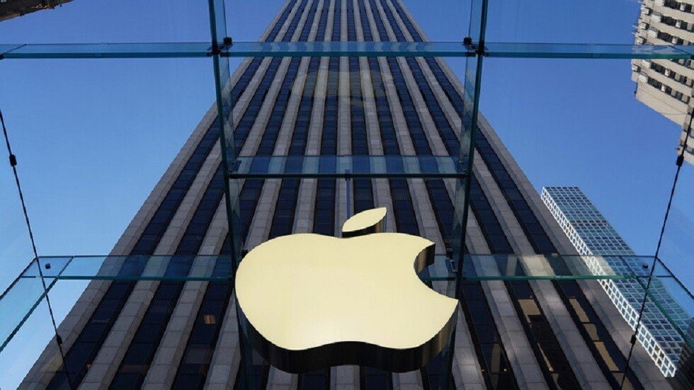 بطاقة آبل الائتمانية تواجه تحقيقا بتهمة التحيز الجنسي