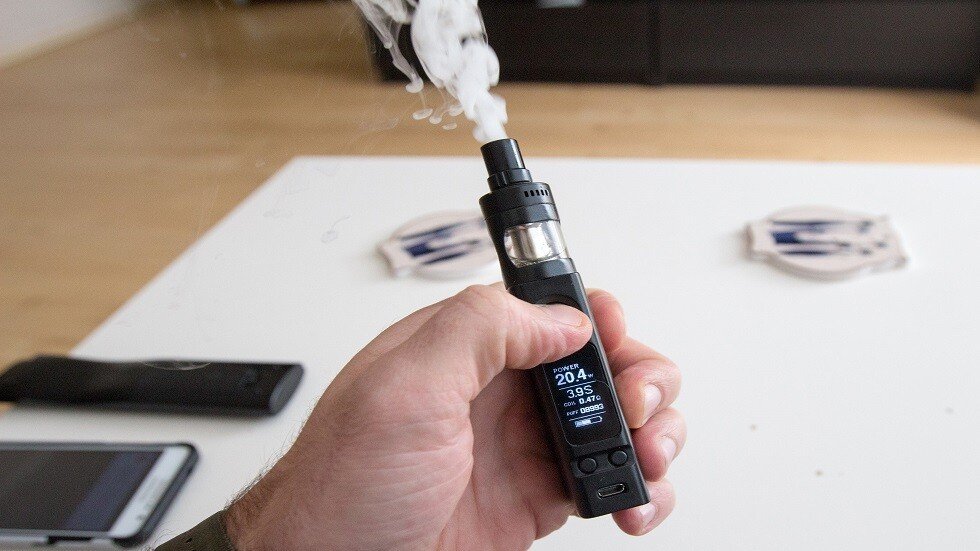 تحديد العنصر المؤذي في السجائر الالكترونية