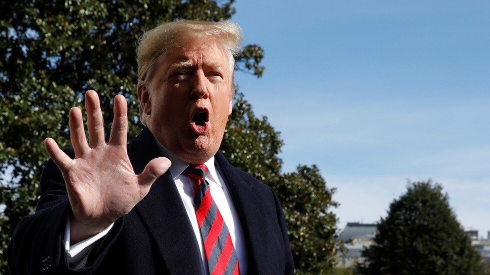 ترامب يغرد عن كتاب جديد يتحدث عن أكبر فضيحة سياسية بتاريخ الولايات المتحدة