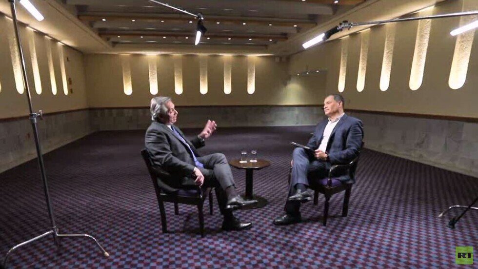 الرئيس يحاور.. مع الرئيس الأرجنتيني المنتخب