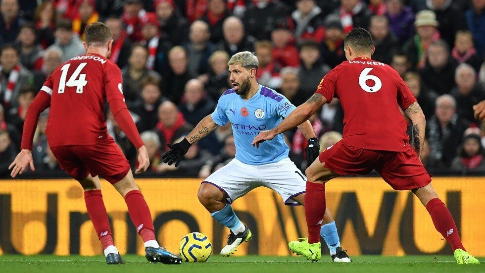 اللون الأحمر "عقدة" أغويرو وصلاح