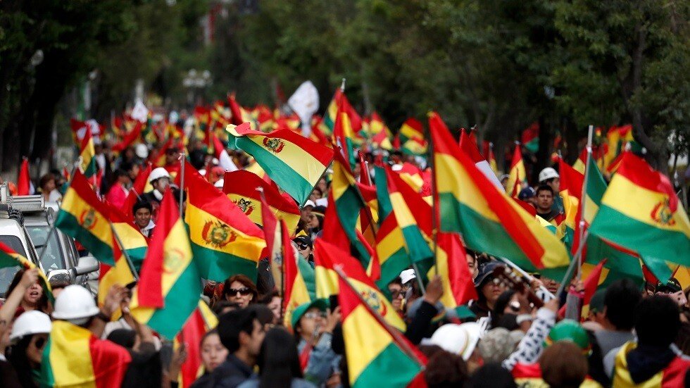 البيت الأبيض: استقالة موراليس إشارة قوية للنظام في فنزويلا