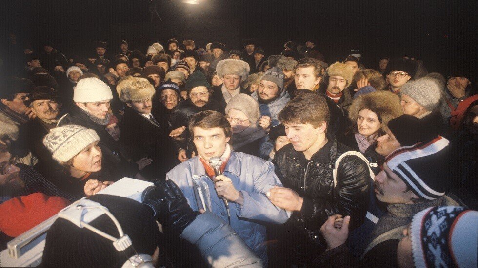 مركز لاستطلاع  الرأي العام ينشر خارطة لمخاوف الروس