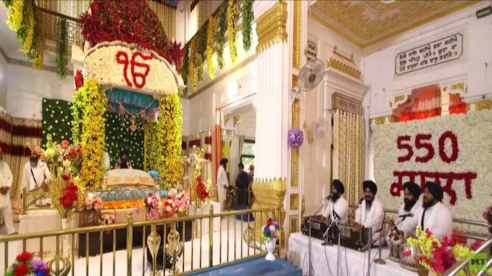 550 عاما على ميلاد مؤسس الديانة السيخية