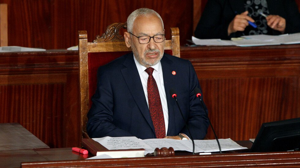 الغنوشي: الأغبياء هم الذين لا يتغيرون