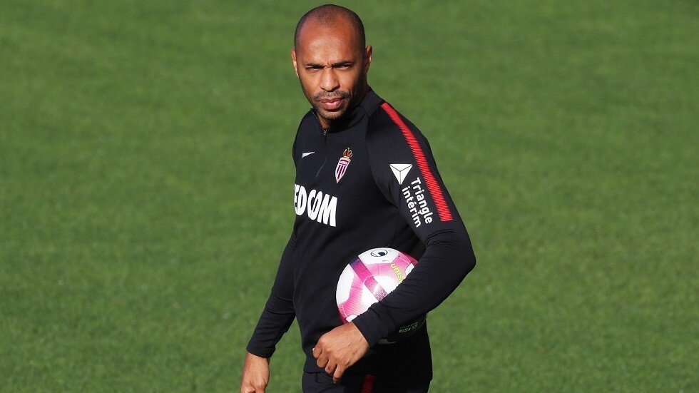 رسميا.. تيري هنري يعود مجددا للتدريب