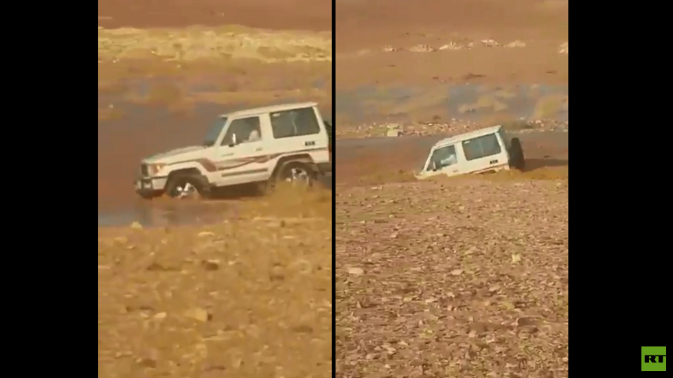 شاب سعودي يغامر بحياته ويتحدى سيلا جارفا بسيارته (فيديو)