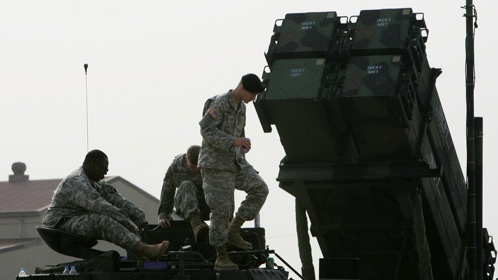 مسؤول كوري جنوبي: الولايات المتحدة لم تثر أبداً مسألة تخفيض قواتها أو انسحابها