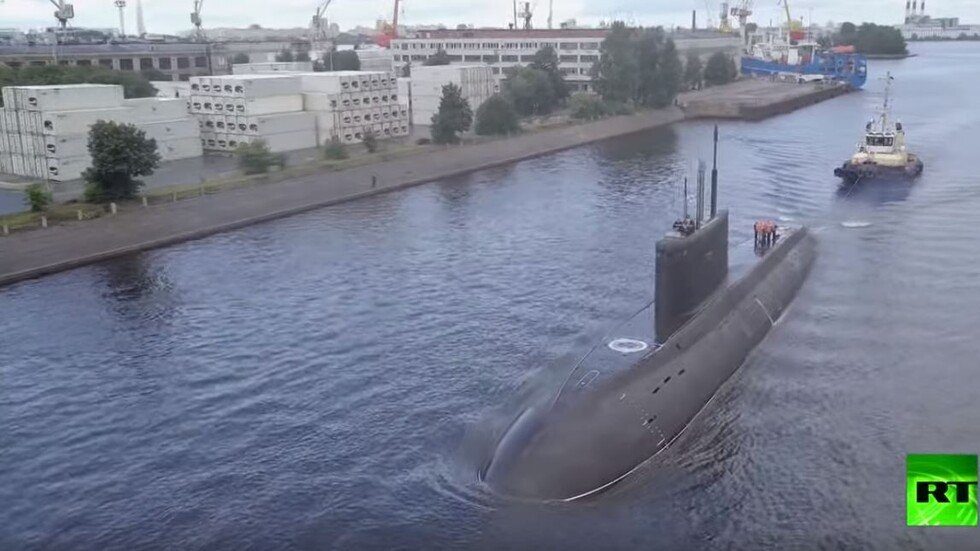اكتمال اختبارات غواصة روسية جديدة متطورة