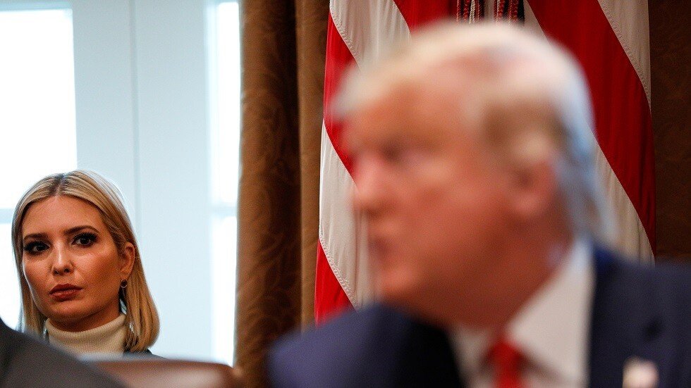 إيفانكا تقع في الخطأ