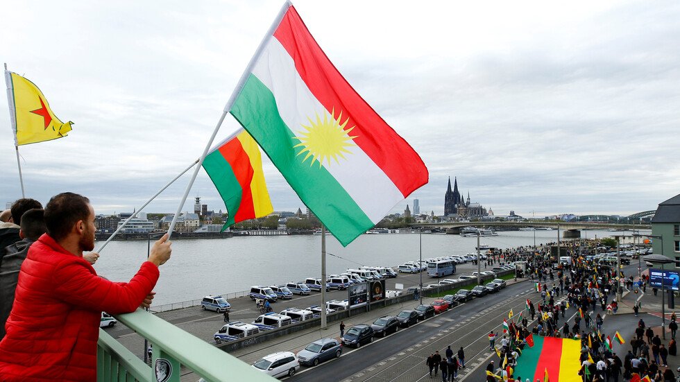 تركيا تهاجم الأكراد بـ "درونات قتالية"