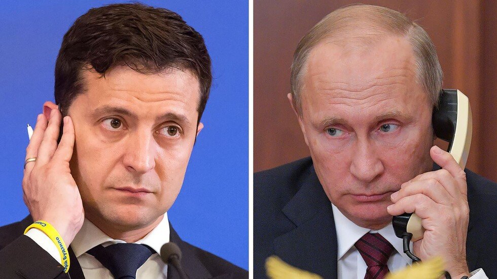 بوتين وزيلينسكي يبحثان هاتفيا إعادة السفن الأوكرانية المحتجزة وتوريدات الغاز