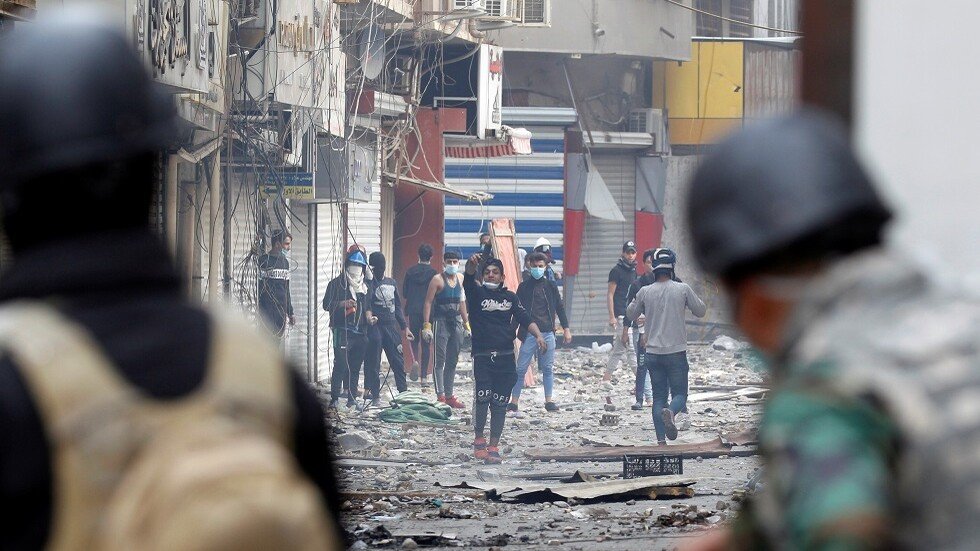 نائب وزير الدفاع الأمريكي يشجب خطف وقتل المتظاهرين في العراق