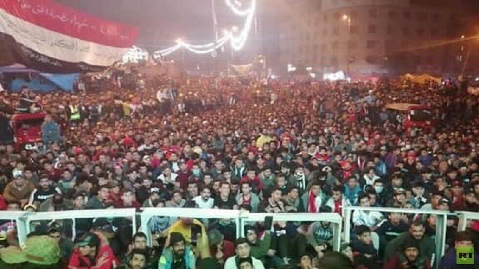 احتفالات عارمة في ساحة التحرير بفوز العراق على قطر