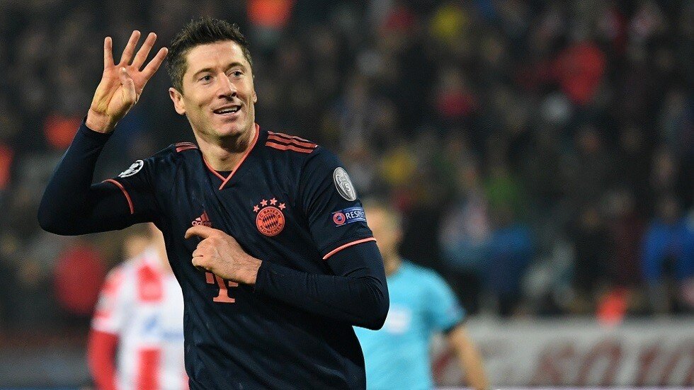 ليفاندوفسكي يعترف بـ"إدمانه" بعد الرباعية في شباك سرفينا زفيزدا