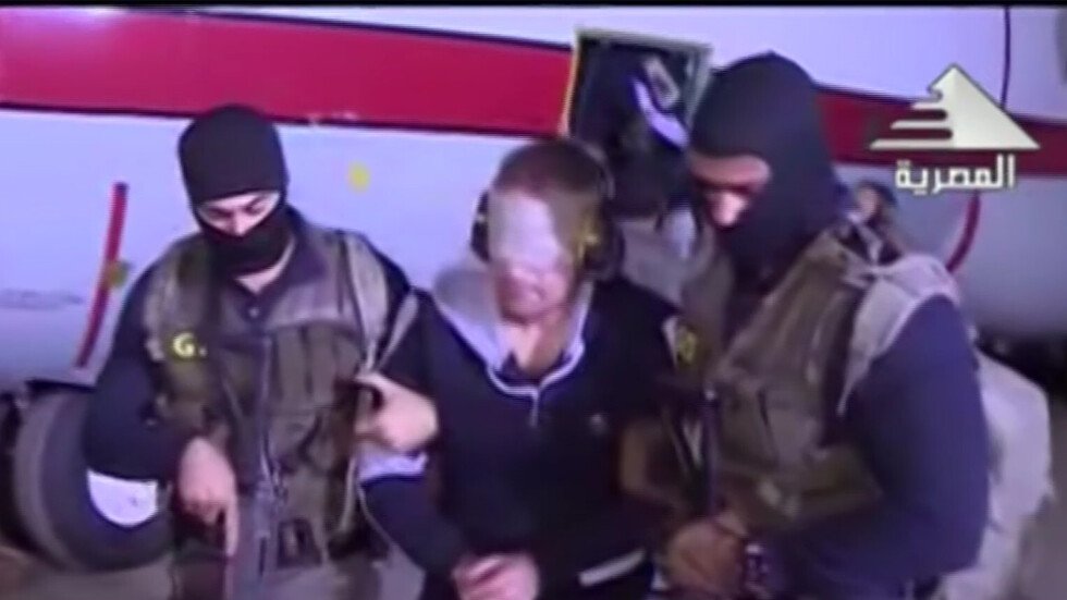 خبير بالأمن القومي المصري يعلق لـ RT على ملابسات ودلالات الحكم على هشام عشماوي