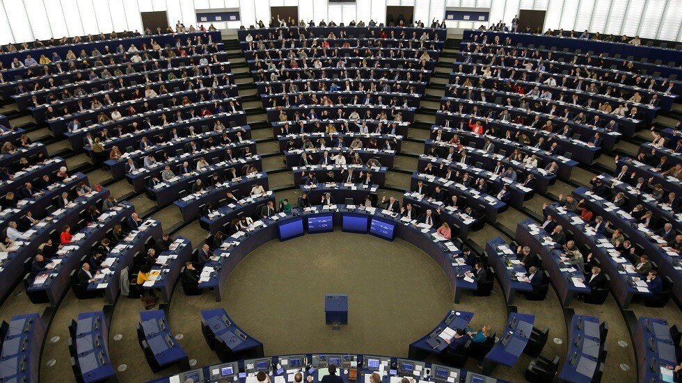 الجزائر.. إدانة رسمية للبرلمان الأوروبي و"تدخله السافر" في شؤون البلاد