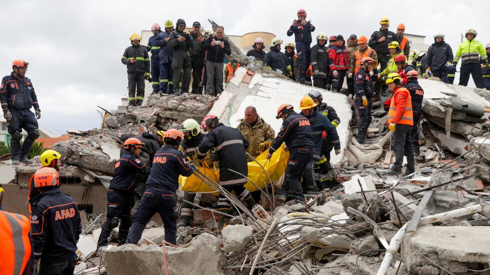 ارتفاع حصيلة ضحايا زلزال ألبانيا إلى 51 قتيلا والحكومة تعلن وقف البحث عن الناجين