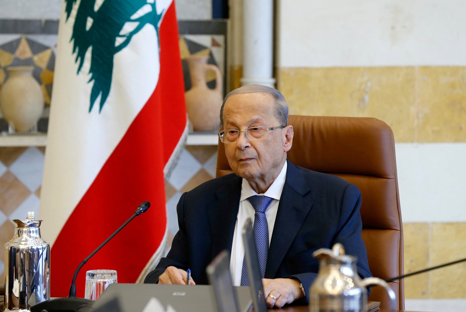 الرئيس اللبناني: إحالة 17 ملفا متعلقا بالفساد على التحقيق