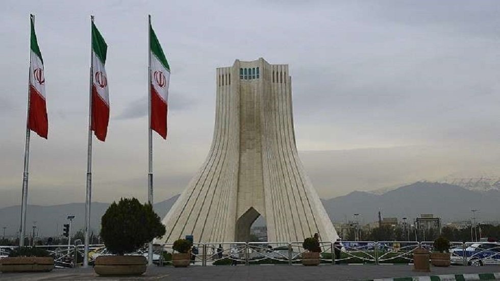 إيران.. إلقاء القبض على مسؤول رفيع بتهمة تلقي رشوة من جهة أجنبية
