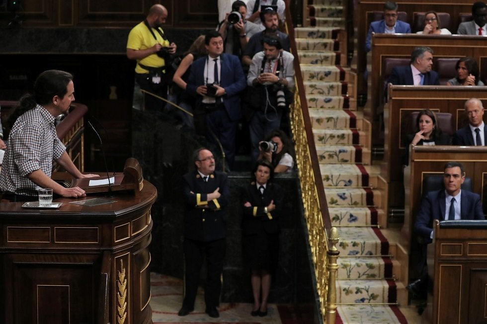 الإسبان ينتخبون برلمانا جديدا للمرة الثانية في سنة