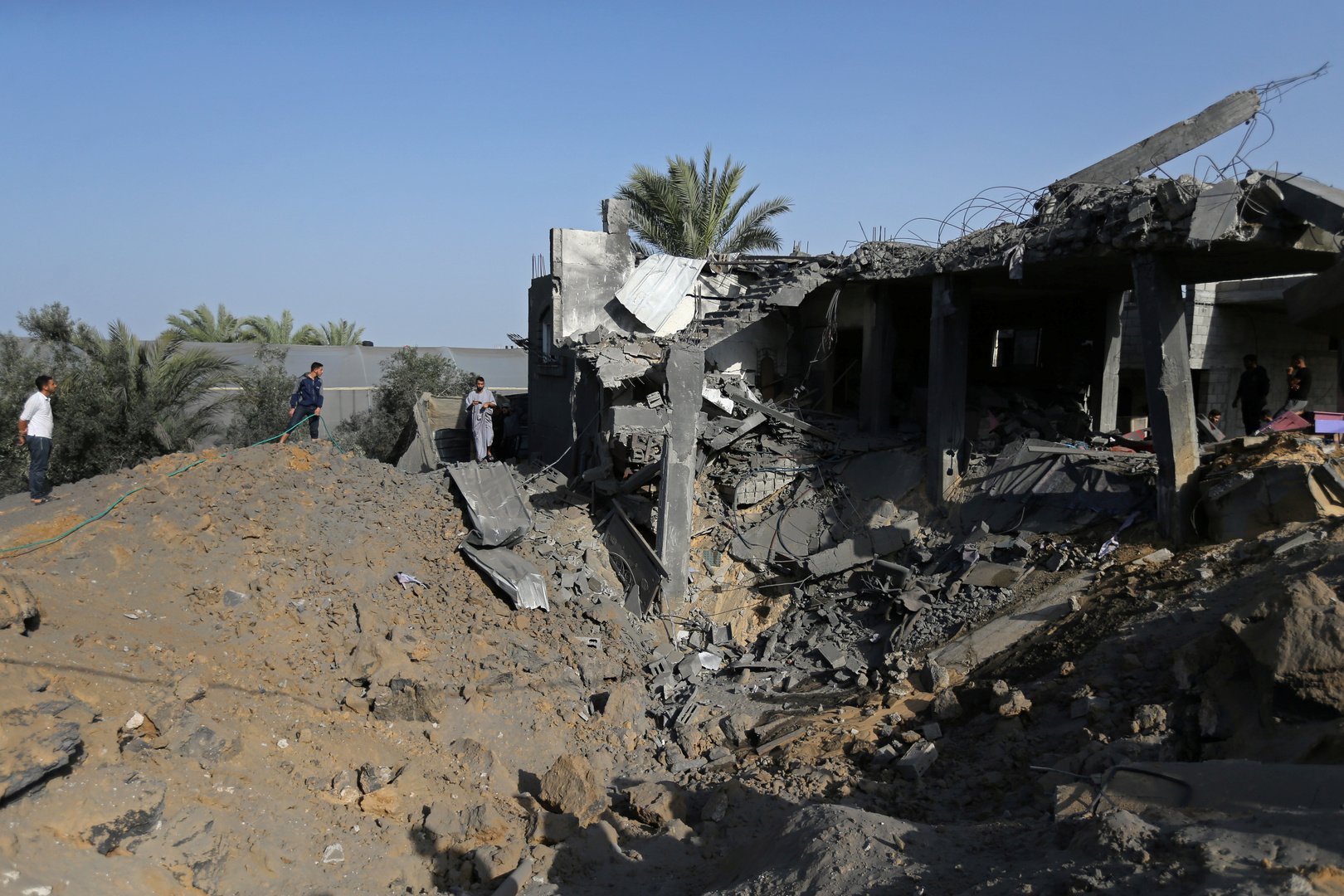 ارتفاع حصيلة ضحايا الغارات الإسرائيلية على غزة إلى 34 قتيلا و111 جريحا