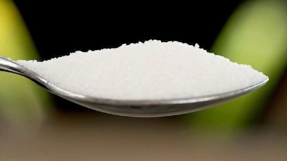 ما الذي يفعله الإفراط في تناول السكر بأدمغتنا؟