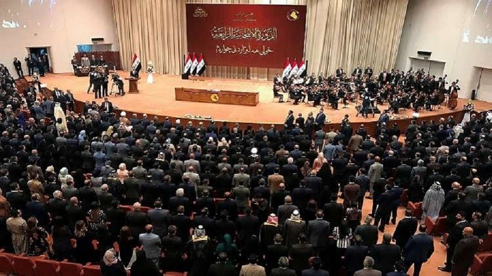العراق.. برلماني يكشف عن تفاصيل مشروع قانون إلغاء امتيازات المسؤولين