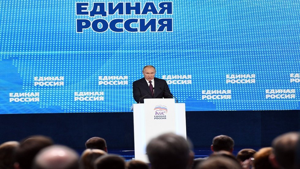 بوتين يحدد مهام حزب 